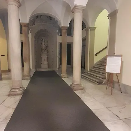 Апартаменты L'angolo In San Luca Генуя